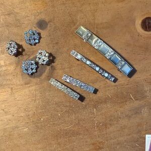 Elegant Silver Hair Clips (8 pieces)